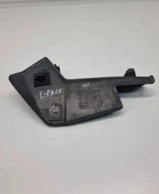 Rear/tail light trim molding