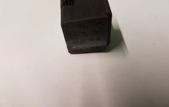 Mercedes-Benz ML W163 Other relay A0025421519