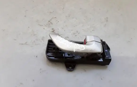 Hyundai Sonata Front door interior handle 82623NF000