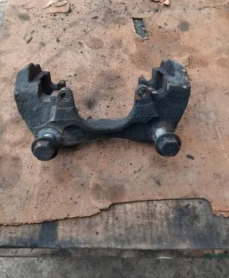 Volkswagen Transporter - Caravelle T5 Front Brake Caliper Pad/Carrier 