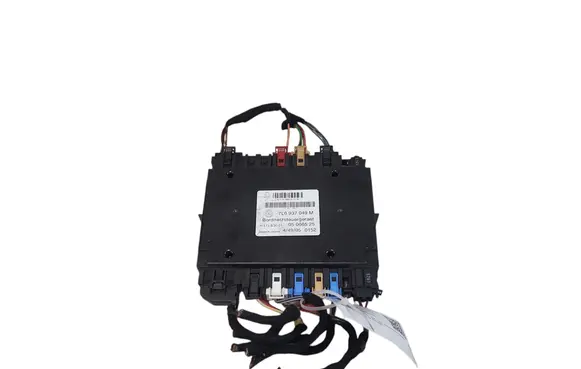 Volkswagen Touareg I Comfort/convenience module 7L6937049M 05066525