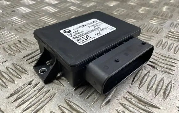 BMW 5 F10 F11 Hand brake control module 6863800 32620300A 23122010