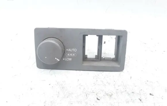 KIA Sorento Differential lock switch 612W19740