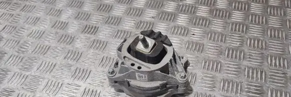 BMW 4 F32 F33 Engine mount bracket 6859412