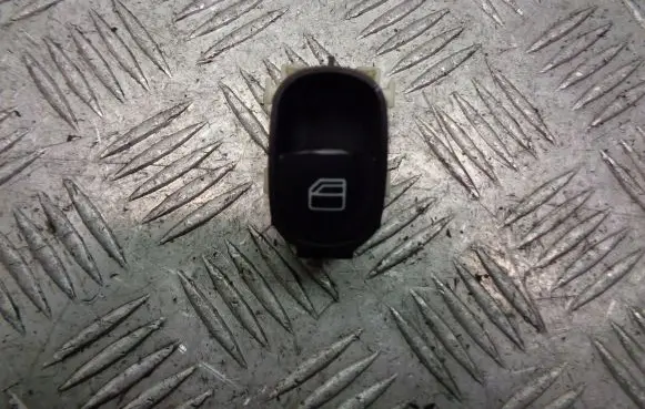 Mercedes-Benz Vito Viano W638 Quarter vent window switch 