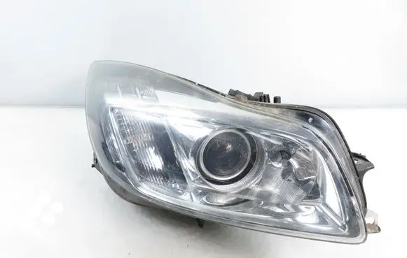 Opel Insignia A Headlight/headlamp 13226793
