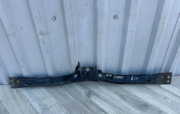 Engine bonnet/hood lock/catch