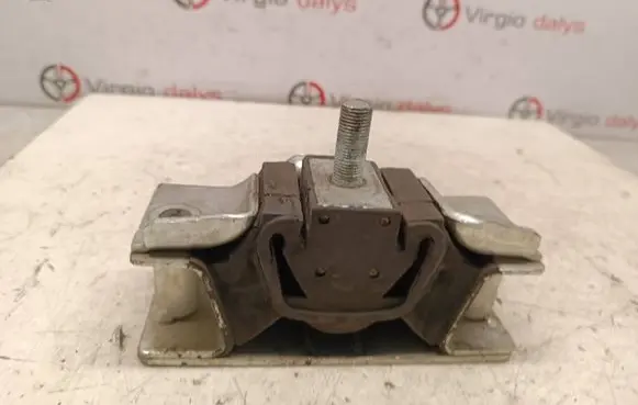 Peugeot Boxer Engine mount bracket