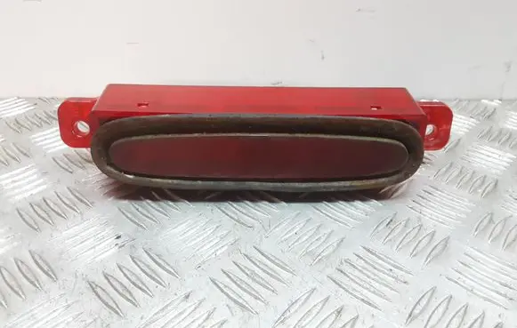 Mazda 3 I Third/center stoplight P3067