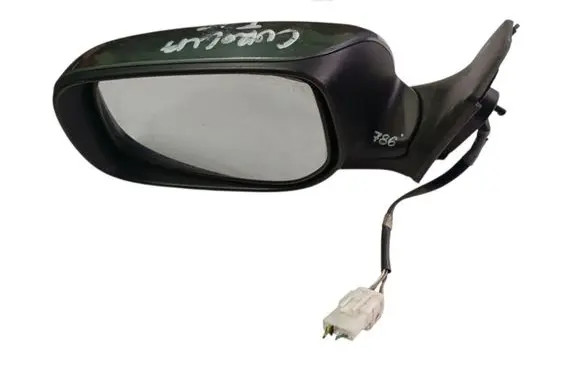Toyota Avensis T250 Front door electric wing mirror E11020058
