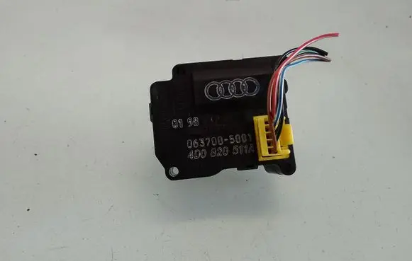 Audi A8 S8 D2 4D Air flap motor/actuator 0637005001 4D0820511A