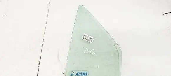 Ford Fiesta Rear vent window glass 