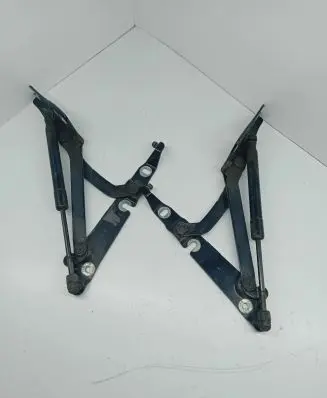 Audi A4 S4 B6 8E 8H Tailgate/trunk/boot hinge 8H0827301A 8H0827302A