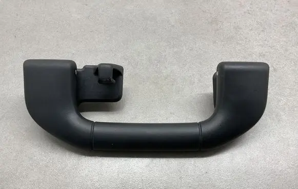 Mercedes-Benz C W204 Rear interior roof grab handle A2048100151