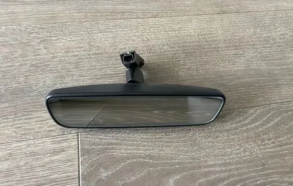 KIA Sportage Rear view mirror (interior) E11048835