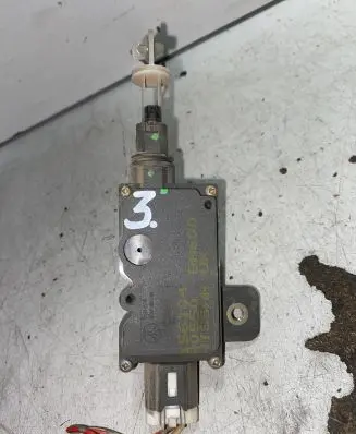 Nissan Almera N16 Central locking motor EM600 RSCWWG1