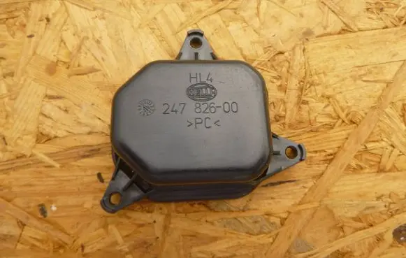 Volkswagen Polo IV 9N3 Headlight part 6Q0998295A 24782600
