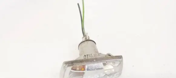 Opel Corsa D Front fender indicator light