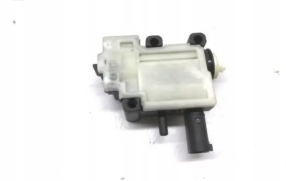 BMW X3 F25 Fuel tank cap lock 67117193172