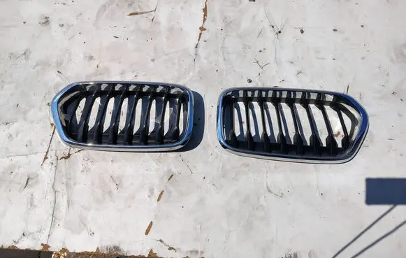 BMW X2 F39 Front grill 7424778 7424777