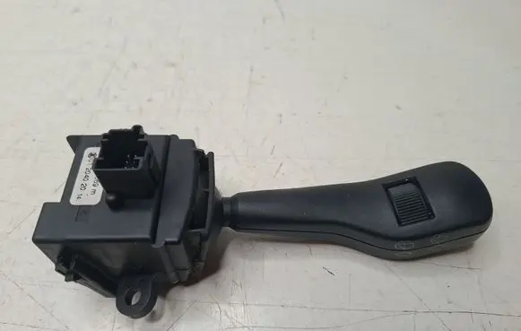BMW X3 E83 Wiper control stalk 01204020 8363669M
