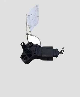 Volkswagen Golf VI Air pressure sensor 0281002401 038906051C