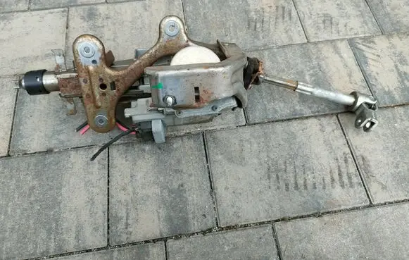 Renault Scenic II - Grand scenic II Steering wheel axle 8200035272 50300389 170204