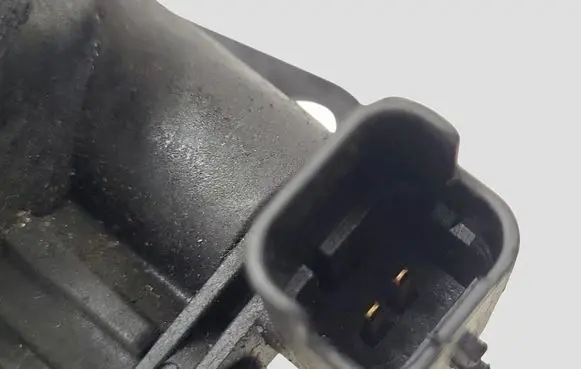 Ford Focus Air intake duct part 7V2Q9J444