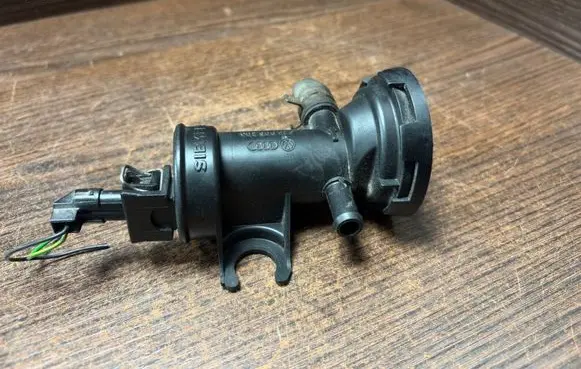 Volkswagen Transporter - Caravelle T4 Turbo solenoid valve 023906283