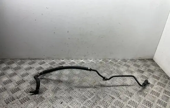 Mercedes-Benz C W204 Engine coolant pipe/hose A2045012225
