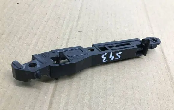 Opel Astra K Front bumper mounting bracket 39020437 236528514