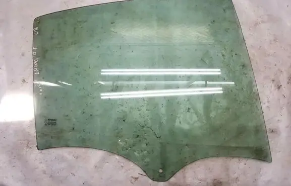 Renault Laguna II Rear door window glass