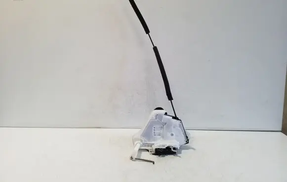 Nissan Qashqai J12 Front door lock 805006UE0A
