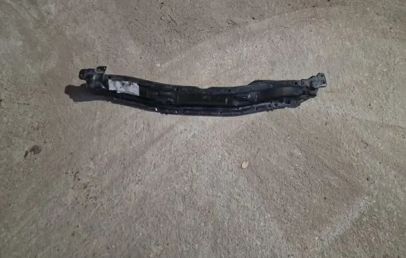 Hyundai i10 Top upper radiator support slam panel