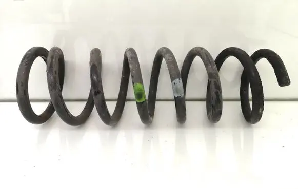 Lexus IS 220D-250-350 Rear coil spring