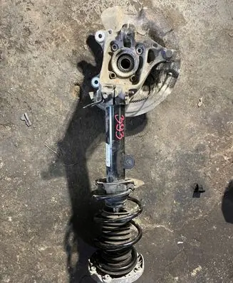 BMW 2 F45 Front wheel hub spindle knuckle 6874461
