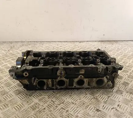Volvo S90, V90 Engine head 31430112