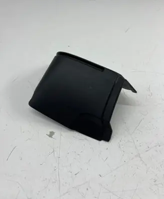 Porsche Cayenne (9Y0 9Y3) Rear/tail light trim molding 9Y3945312