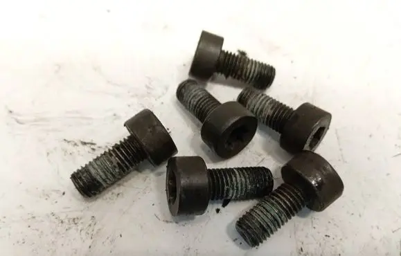 Citroen C4 I Picasso Nuts/bolts 