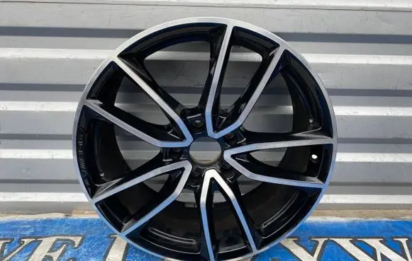 Mercedes-Benz G W463 2nd Gen R20 alloy rim A4634013900