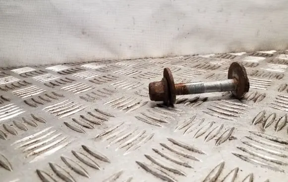 Skoda Superb B6 (3T) Rear suspension camber bolt 