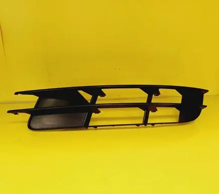 Audi Q7 4L Front bumper lower grill 4L0807681