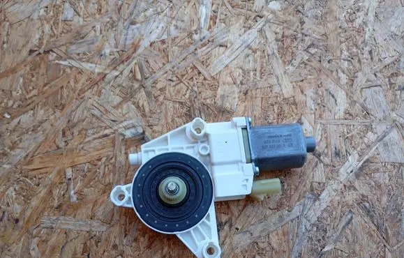 Dodge Journey Rear door window regulator motor 0130822475 2213445