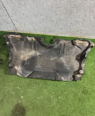 Mercedes-Benz E W213 Engine splash shield/under tray A2135242700