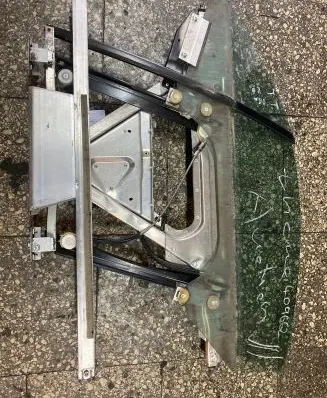 Audi TT Mk1 Front door manual window regulator 