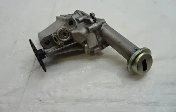 Renault Kangoo I Oil pump 150003395R