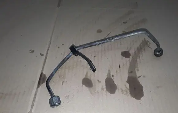 Peugeot 407 Fuel injector supply line/pipe NOCODE