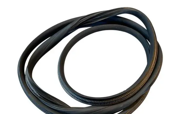 Skoda Yeti (5L) Front door rubber seal 5L0867365