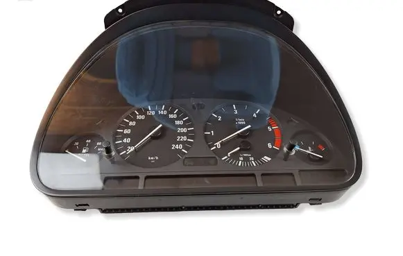 BMW 5 E39 Speedometer (instrument cluster) 6914879 62116914879