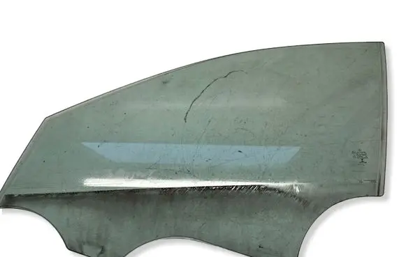 Mercedes-Benz E W213 Front door window glass four-door 43R00050